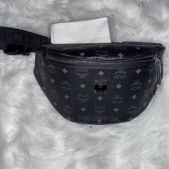 mcm fursten belt bag black